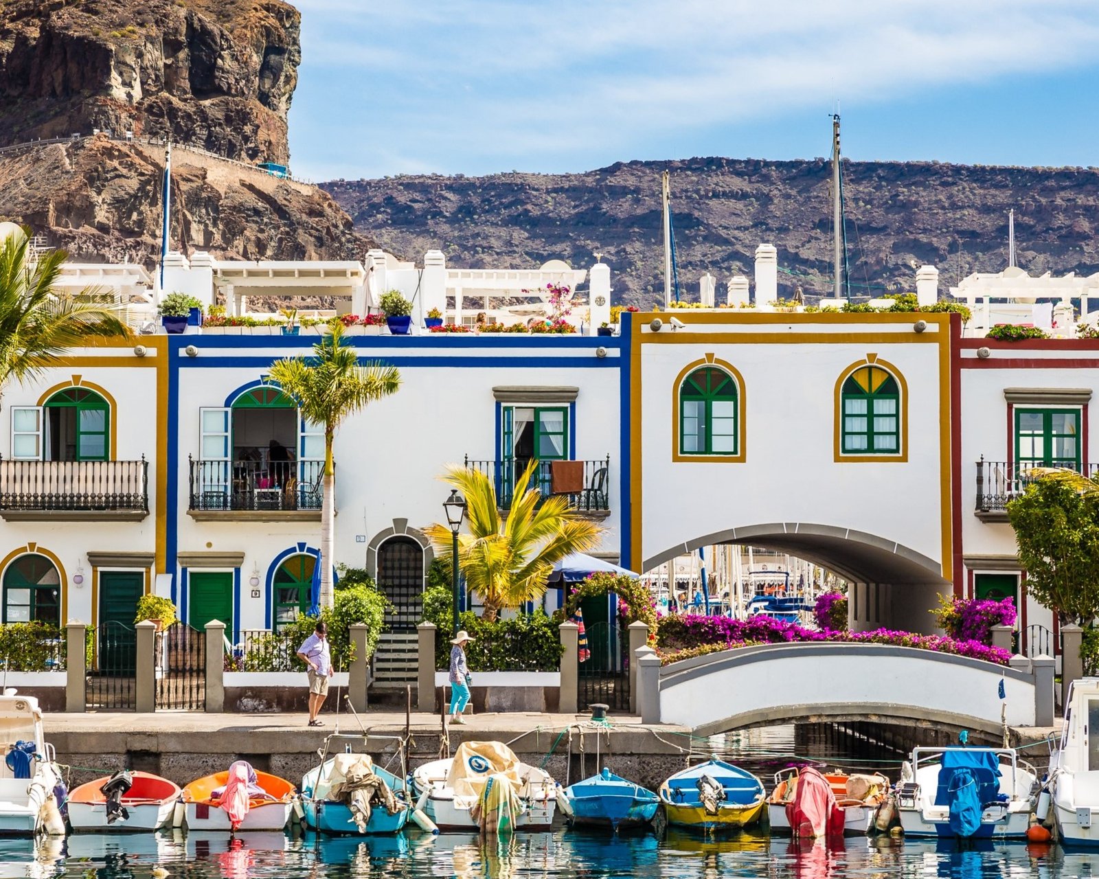 Vista aérea de Puerto de Mogán y su valle, Gran Canaria
